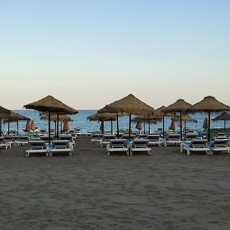 Carihuela Апартаменти Торремолінос