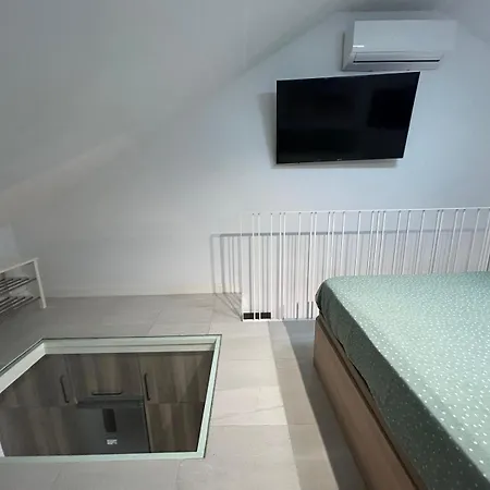 Carihuela Apartmán *